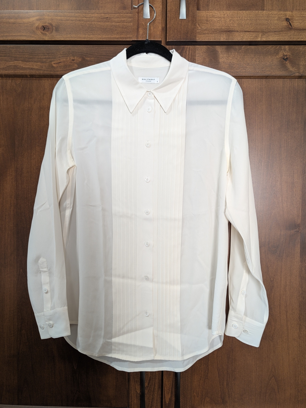 Equipment Femme Ivory Silk Pleated Button-Up Long Sleeve Blouse Small